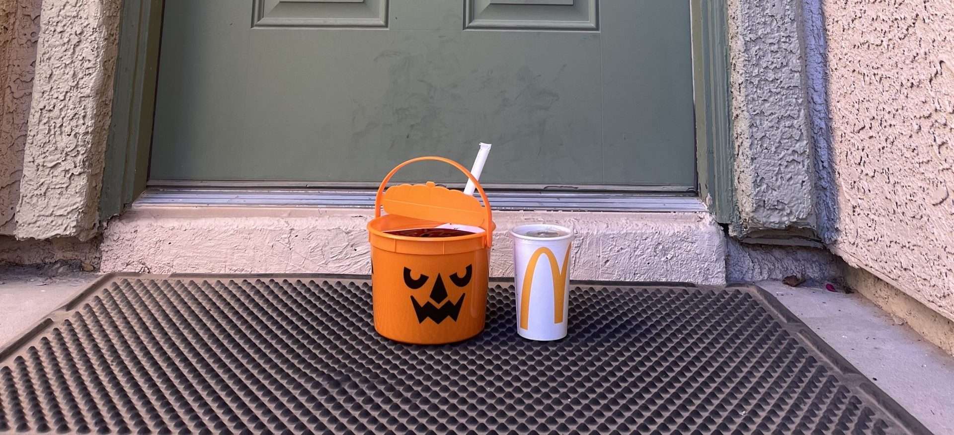 Halloween bucket 2